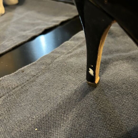 White House Black Market Women's 9 1/2M Leather Marigold Cheetah  Stilletto - Picture 4 of 6